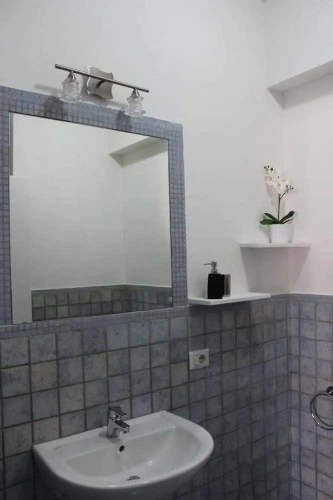 Bed & Breakfast S. Caruso Rooms Rome Italy